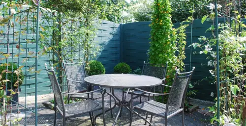 betonzaun standard flecht gruen mit sitzecke 500