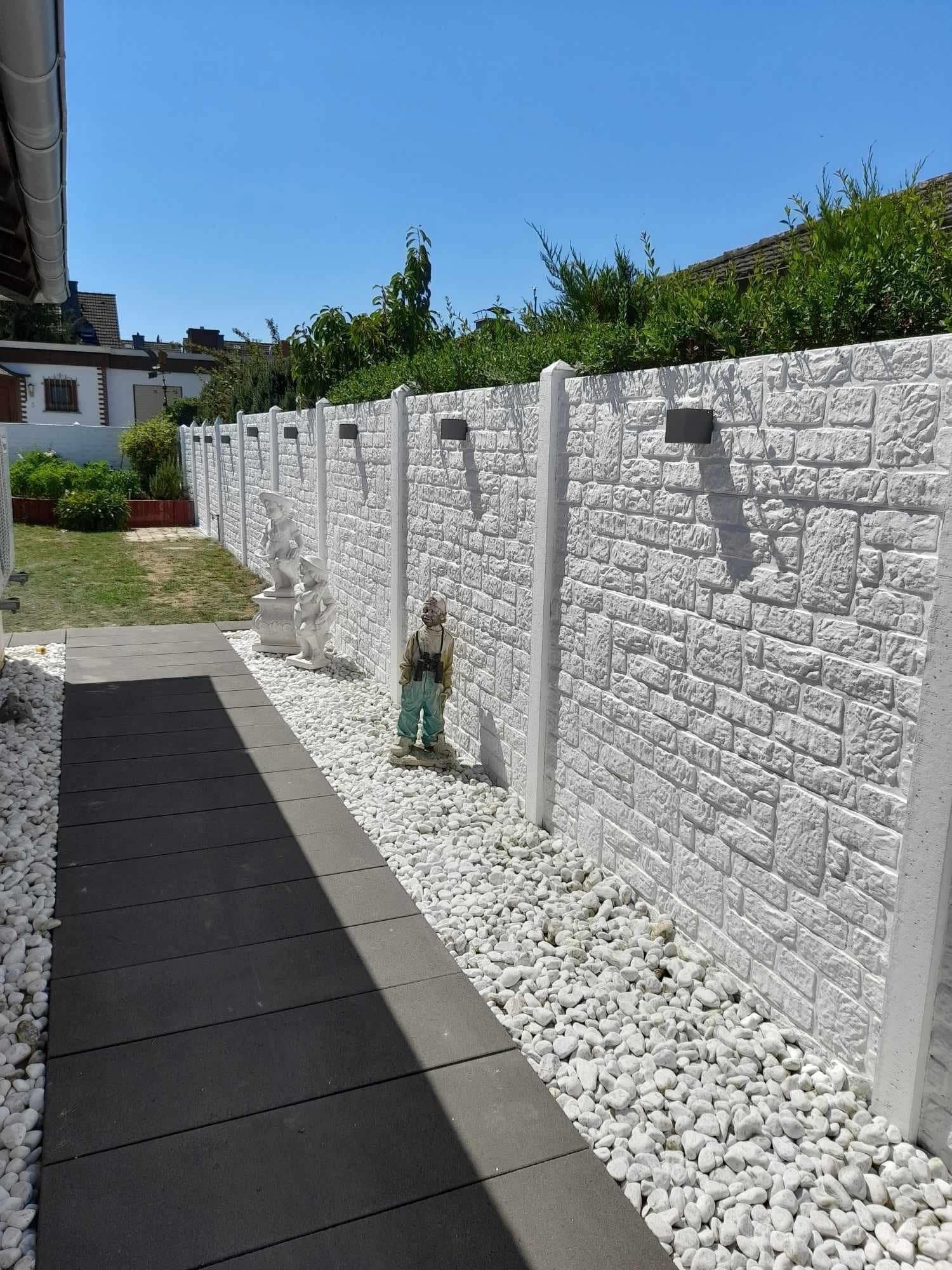 e8278308 e9ab 42c9 a4d0 1b3a0da923d0